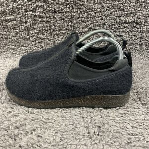 Earth Shoes Dream Catamount Black Fuzzy Slip On Shoes Women’s Size 8.5